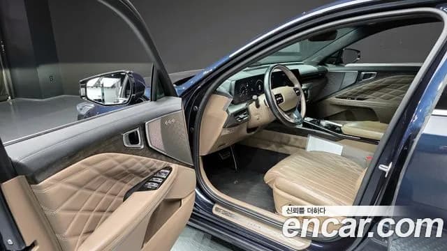 2022 Kia K8 3.5 Gasoline 4WD Sold VIN KNAM541DDNA029528 – interior seats 2022 Kia K8 3.5 Gasoline 4WD Sold VIN KNAM541DDNA029528 – interior seats