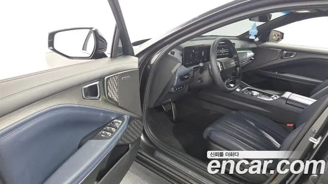 2025 Kia The New K8 3.5 Gasoline 4WD Sold VIN KNAM541DDSA083616 – photo 13 2025 Kia The New K8 3.5 Gasoline 4WD Sold VIN KNAM541DDSA083616 – photo 13