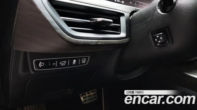 2022 Kia K8 Hybrid Signature Sold VIN KNAM6411BNA000471 – front exterior 2022 Kia K8 Hybrid Signature Sold VIN KNAM6411BNA000471 – front exterior