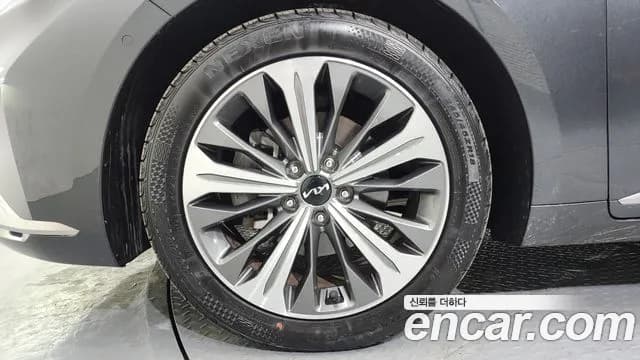 2022 Kia K8 Hybrid Signature Sold VIN KNAM6411BNA004485 – rear exterior 2022 Kia K8 Hybrid Signature Sold VIN KNAM6411BNA004485 – rear exterior