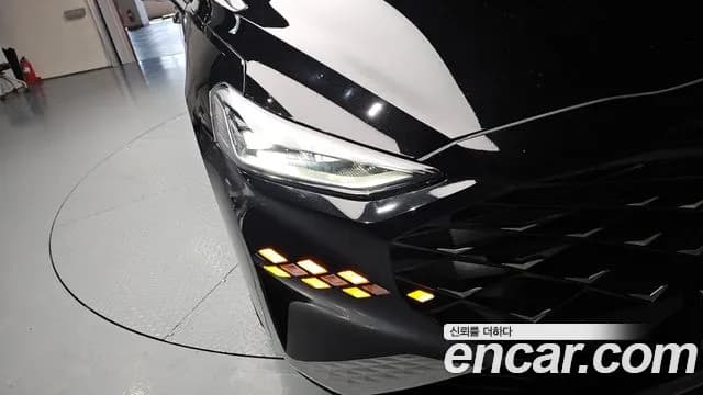 2022 Kia K8 Hybrid Signature Sold VIN KNAM6411BNA005257 – side profile 2022 Kia K8 Hybrid Signature Sold VIN KNAM6411BNA005257 – side profile