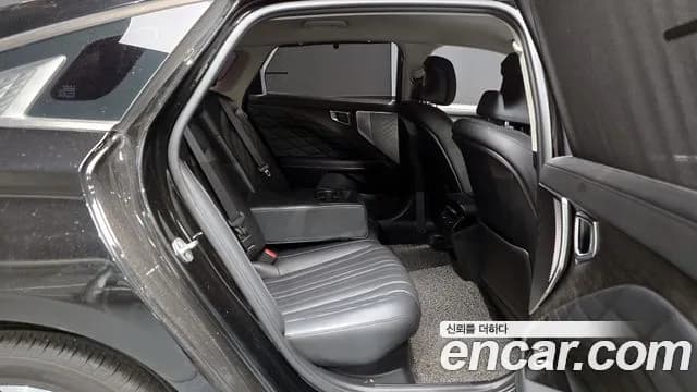 2022 Kia K8 Hybrid Signature Sold VIN KNAM6411BNA006110 – rear exterior 2022 Kia K8 Hybrid Signature Sold VIN KNAM6411BNA006110 – rear exterior