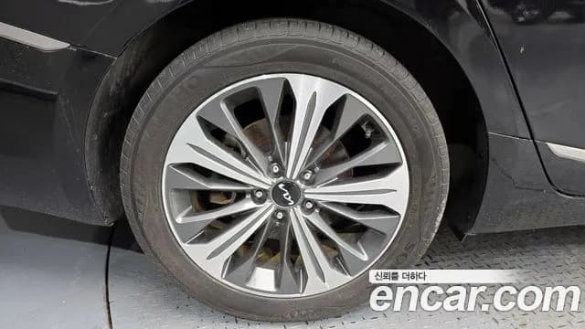 2022 Kia K8 Hybrid Signature Sold VIN KNAM6411BNA006110 – engine bay 2022 Kia K8 Hybrid Signature Sold VIN KNAM6411BNA006110 – engine bay