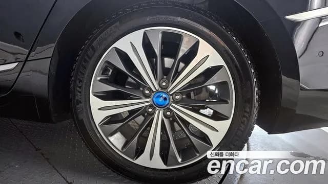 2022 Kia K8 Hybrid Signature Sold VIN KNAM6411BNA007545 – photo 18 2022 Kia K8 Hybrid Signature Sold VIN KNAM6411BNA007545 – photo 18