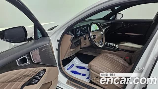 2022 Kia K8 Hybrid Signature Sold VIN KNAM6411BNA007743 – trunk area 2022 Kia K8 Hybrid Signature Sold VIN KNAM6411BNA007743 – trunk area