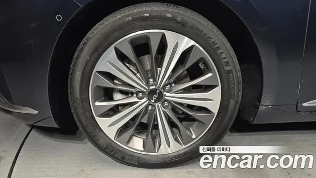 2022 Kia K8 Hybrid Signature Sold VIN KNAM6411BNA013734 – trunk area 2022 Kia K8 Hybrid Signature Sold VIN KNAM6411BNA013734 – trunk area