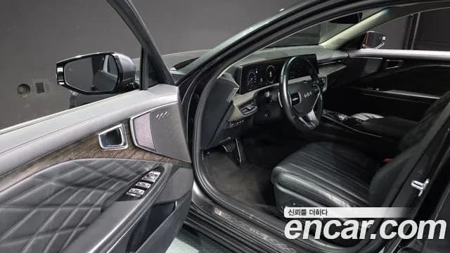 2022 Kia K8 Hybrid Signature Sold VIN KNAM6411BNA014821 – exterior detail 2022 Kia K8 Hybrid Signature Sold VIN KNAM6411BNA014821 – exterior detail