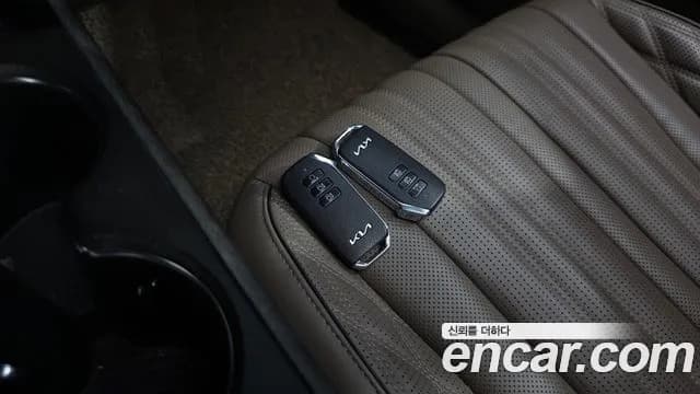 2023 Kia K8 Hybrid Signature Sold VIN KNAM6411BPA023619 – front exterior 2023 Kia K8 Hybrid Signature Sold VIN KNAM6411BPA023619 – front exterior