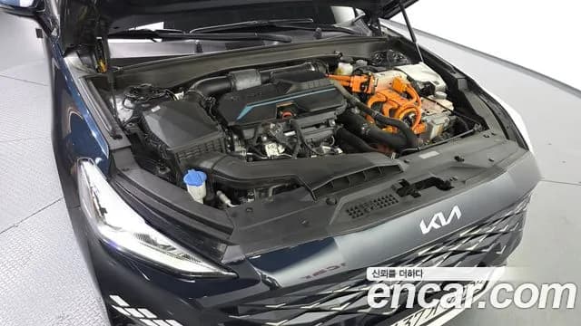 2023 Kia K8 Hybrid Signature Sold VIN KNAM6411BPA023619 – exterior detail 2023 Kia K8 Hybrid Signature Sold VIN KNAM6411BPA023619 – exterior detail