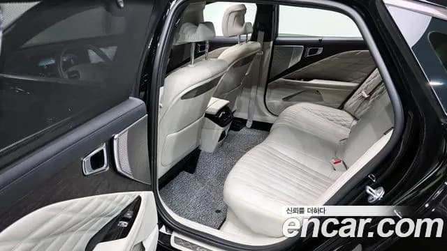 2023 Kia K8 Hybrid Signature Sold VIN KNAM6411BPA035222 – undercarriage 2023 Kia K8 Hybrid Signature Sold VIN KNAM6411BPA035222 – undercarriage