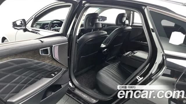 2023 Kia K8 Hybrid Signature Sold VIN KNAM6411BPA040760 – engine bay 2023 Kia K8 Hybrid Signature Sold VIN KNAM6411BPA040760 – engine bay