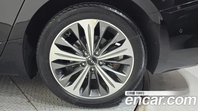 2023 Kia K8 Hybrid Signature Sold VIN KNAM6411BPA041858 – engine bay 2023 Kia K8 Hybrid Signature Sold VIN KNAM6411BPA041858 – engine bay