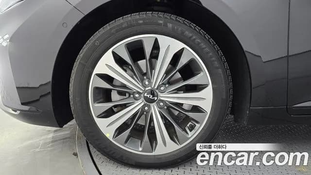 2023 Kia K8 Hybrid Signature Sold VIN KNAM6411BPA041858 – photo 11 2023 Kia K8 Hybrid Signature Sold VIN KNAM6411BPA041858 – photo 11