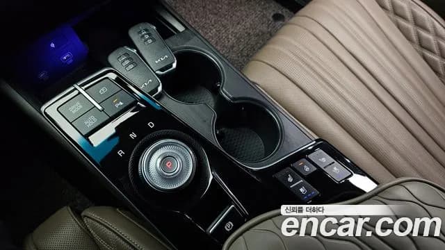 2023 Kia K8 Hybrid Signature Sold VIN KNAM6411BPA046424 – rear exterior 2023 Kia K8 Hybrid Signature Sold VIN KNAM6411BPA046424 – rear exterior