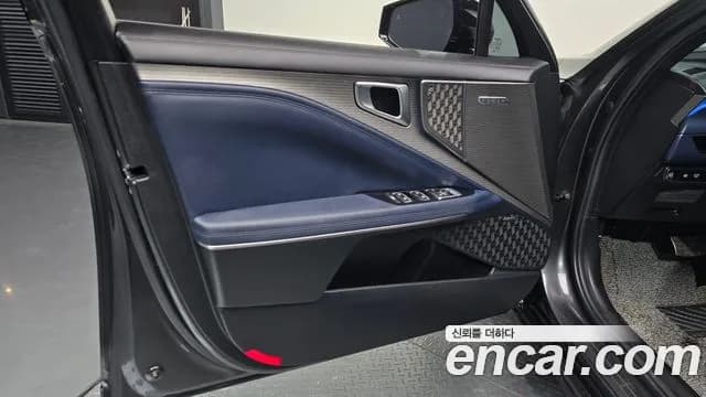 2025 Kia The New K8 Hybrid Signature Black Sold VIN KNAM6411BSA079818 – trunk area 2025 Kia The New K8 Hybrid Signature Black Sold VIN KNAM6411BSA079818 – trunk area