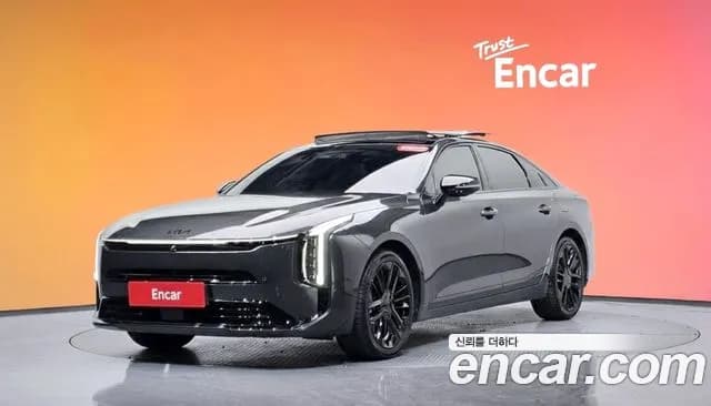 2025 Kia The New K8 Hybrid Signature Black Sold VIN KNAM6411BSA081413 – trunk area 2025 Kia The New K8 Hybrid Signature Black Sold VIN KNAM6411BSA081413 – trunk area