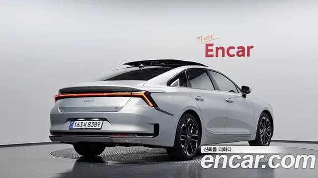 2025 Kia The New K8 Hybrid Signature Sold VIN KNAM6411BSA083836 – trunk area 2025 Kia The New K8 Hybrid Signature Sold VIN KNAM6411BSA083836 – trunk area