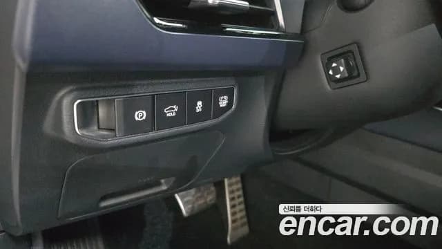 2025 Kia The New K8 Hybrid Signature Sold VIN KNAM6411BSA086571 – front exterior 2025 Kia The New K8 Hybrid Signature Sold VIN KNAM6411BSA086571 – front exterior