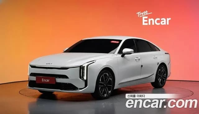 2025 Kia The New K8 Hybrid Signature Sold VIN KNAM6411BSA086571 – rear exterior 2025 Kia The New K8 Hybrid Signature Sold VIN KNAM6411BSA086571 – rear exterior