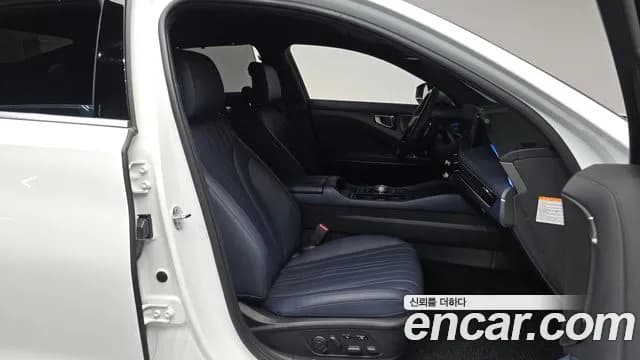 2025 Kia The New K8 Hybrid Signature Sold VIN KNAM6411BSA086571 – interior seats 2025 Kia The New K8 Hybrid Signature Sold VIN KNAM6411BSA086571 – interior seats
