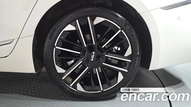 2025 Kia The New K8 Hybrid Signature Sold VIN KNAM6411BSA086571 – photo 12 2025 Kia The New K8 Hybrid Signature Sold VIN KNAM6411BSA086571 – photo 12