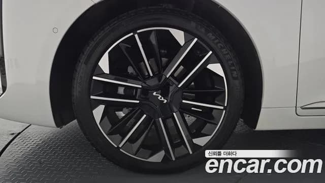 2025 Kia The New K8 Hybrid Signature Sold VIN KNAM6411BSA086571 – photo 16 2025 Kia The New K8 Hybrid Signature Sold VIN KNAM6411BSA086571 – photo 16