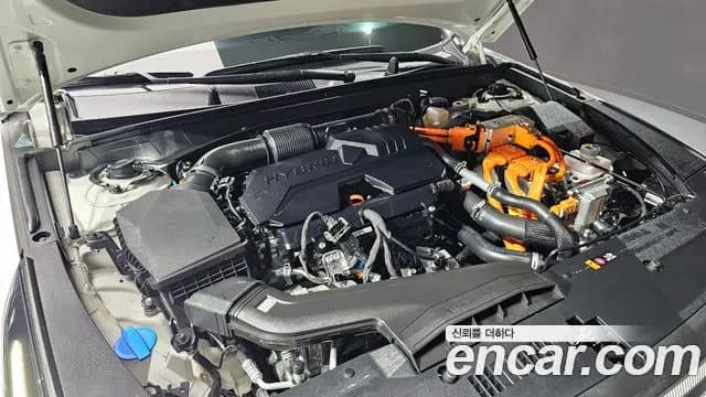 2025 Kia The New K8 Hybrid Signature Sold VIN KNAM6411BSA088483 – engine bay 2025 Kia The New K8 Hybrid Signature Sold VIN KNAM6411BSA088483 – engine bay