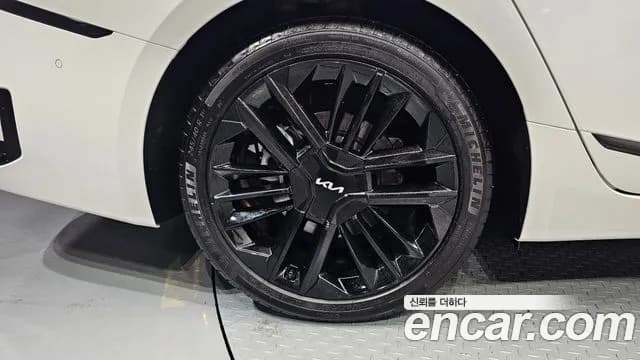 2025 Kia The New K8 Hybrid Signature Sold VIN KNAM6411BSA088483 – photo 13 2025 Kia The New K8 Hybrid Signature Sold VIN KNAM6411BSA088483 – photo 13