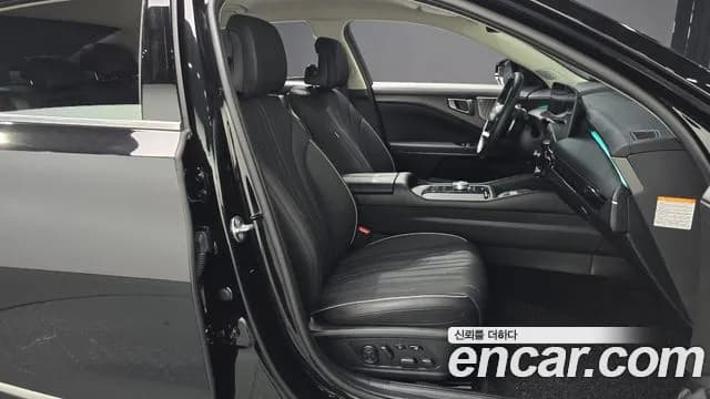 2025 Kia The New K8 Hybrid Signature Sold VIN KNAM6411BSA089648 – trunk area 2025 Kia The New K8 Hybrid Signature Sold VIN KNAM6411BSA089648 – trunk area