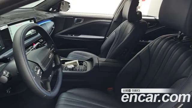 2025 Kia The New K8 Hybrid Signature Sold VIN KNAM6411BSA091411 – interior seats 2025 Kia The New K8 Hybrid Signature Sold VIN KNAM6411BSA091411 – interior seats