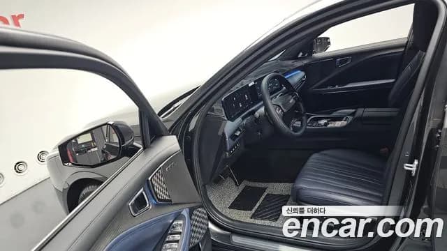 2025 Kia The New K8 Hybrid Signature Sold VIN KNAM6411BSA091411 – trunk area 2025 Kia The New K8 Hybrid Signature Sold VIN KNAM6411BSA091411 – trunk area