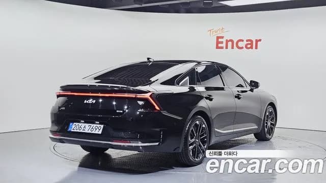 2025 Kia The New K8 Hybrid Signature Sold VIN KNAM6411BSA093371 – rear exterior 2025 Kia The New K8 Hybrid Signature Sold VIN KNAM6411BSA093371 – rear exterior