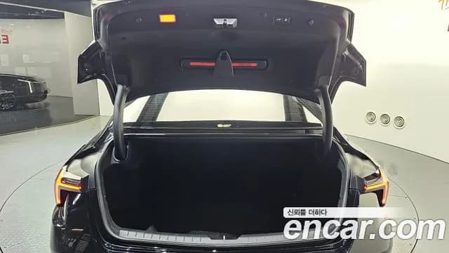 2025 Kia The New K8 Hybrid Signature Sold VIN KNAM6411BSA093371 – interior seats 2025 Kia The New K8 Hybrid Signature Sold VIN KNAM6411BSA093371 – interior seats