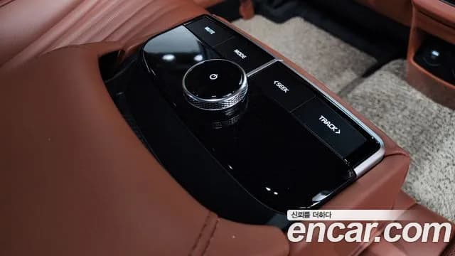 2026 Kia The New K8 Hybrid Signature Sold VIN KNAM6411BTA098234 – exterior detail 2026 Kia The New K8 Hybrid Signature Sold VIN KNAM6411BTA098234 – exterior detail