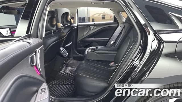 2026 Kia The New K8 Hybrid Signature Sold VIN KNAM6411BTA100807 – exterior detail 2026 Kia The New K8 Hybrid Signature Sold VIN KNAM6411BTA100807 – exterior detail