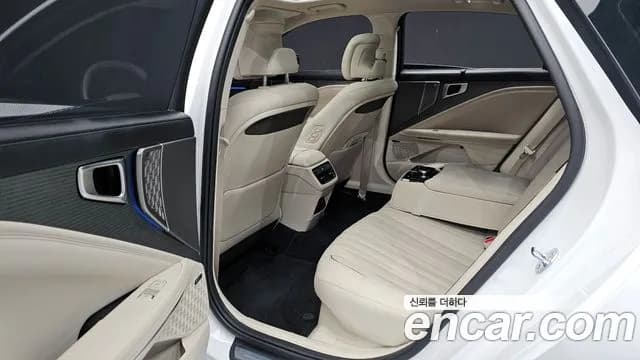 2026 Kia The New K8 Hybrid Signature Sold VIN KNAM6411BTA104275 – side profile 2026 Kia The New K8 Hybrid Signature Sold VIN KNAM6411BTA104275 – side profile