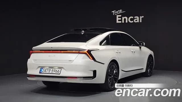 2026 Kia The New K8 Hybrid Signature Sold VIN KNAM6411BTA104275 – photo 11 2026 Kia The New K8 Hybrid Signature Sold VIN KNAM6411BTA104275 – photo 11
