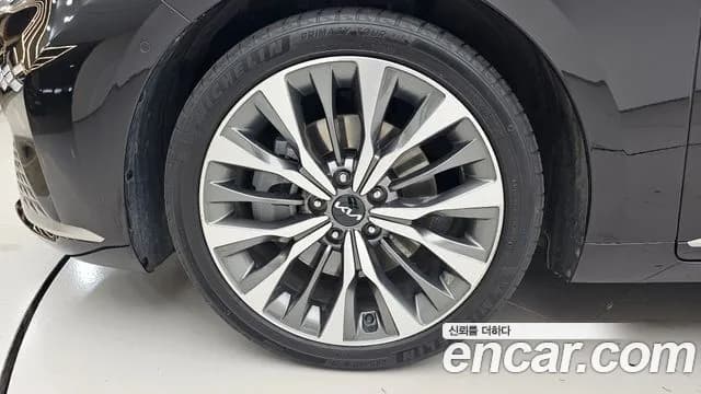 2022 Kia K8 2.5 Gasoline 2WD Sold VIN KNAM641BBNA002135 – photo 16 2022 Kia K8 2.5 Gasoline 2WD Sold VIN KNAM641BBNA002135 – photo 16