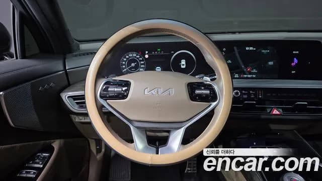 2022 Kia K8 2.5 Gasoline 2WD Sold VIN KNAM641BBNA003276 – rear exterior 2022 Kia K8 2.5 Gasoline 2WD Sold VIN KNAM641BBNA003276 – rear exterior
