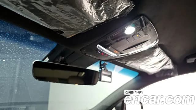 2022 Kia K8 2.5 Gasoline 2WD Sold VIN KNAM641BBNA004105 – interior seats 2022 Kia K8 2.5 Gasoline 2WD Sold VIN KNAM641BBNA004105 – interior seats