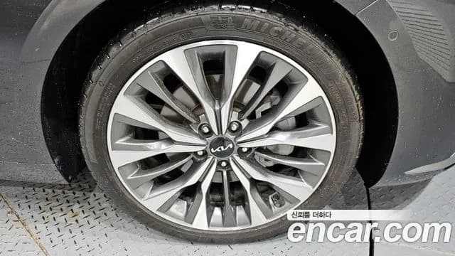 2022 Kia K8 2.5 Gasoline 2WD Sold VIN KNAM641BBNA028274 – photo 27 2022 Kia K8 2.5 Gasoline 2WD Sold VIN KNAM641BBNA028274 – photo 27