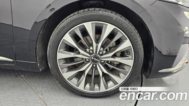 2023 Kia K8 2.5 Gasoline 2WD Sold VIN KNAM641BBPA031818 – photo 23 2023 Kia K8 2.5 Gasoline 2WD Sold VIN KNAM641BBPA031818 – photo 23
