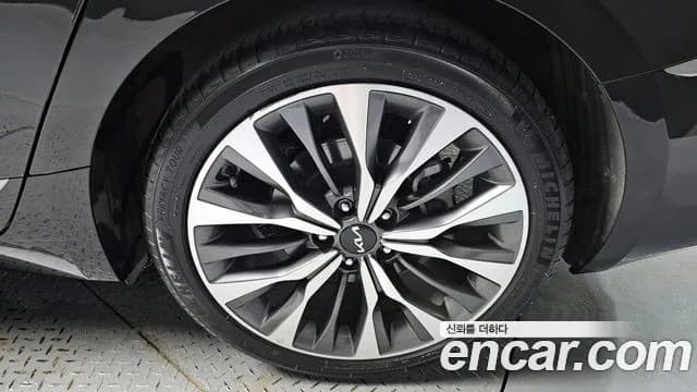 2023 Kia K8 2.5 Gasoline 2WD Sold VIN KNAM641BBPA035962 – odometer reading 2023 Kia K8 2.5 Gasoline 2WD Sold VIN KNAM641BBPA035962 – odometer reading