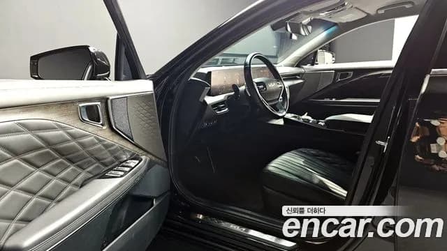 2023 Kia K8 2.5 Gasoline 2WD Sold VIN KNAM641BBPA042145 – trunk area 2023 Kia K8 2.5 Gasoline 2WD Sold VIN KNAM641BBPA042145 – trunk area