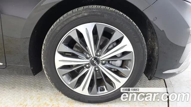 2023 Kia K8 2.5 Gasoline 2WD Sold VIN KNAM641BBPA042235 – photo 12 2023 Kia K8 2.5 Gasoline 2WD Sold VIN KNAM641BBPA042235 – photo 12