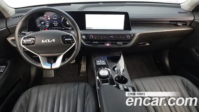 2023 Kia K8 2.5 Gasoline 2WD Sold VIN KNAM641BBPA042235 – photo 17 2023 Kia K8 2.5 Gasoline 2WD Sold VIN KNAM641BBPA042235 – photo 17