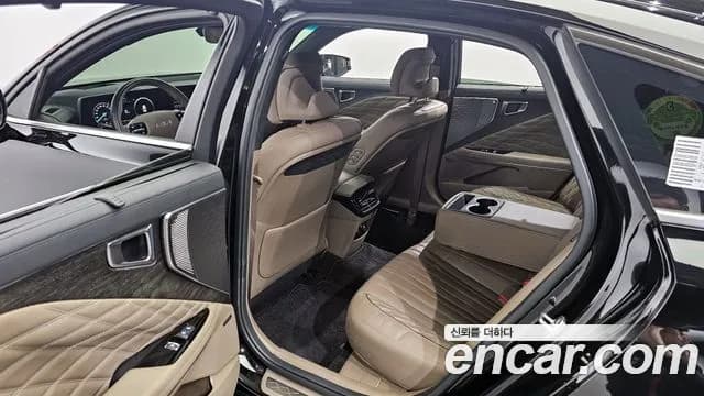 2023 Kia K8 2.5 Gasoline 2WD Sold VIN KNAM641BBPA047770 – exterior detail 2023 Kia K8 2.5 Gasoline 2WD Sold VIN KNAM641BBPA047770 – exterior detail