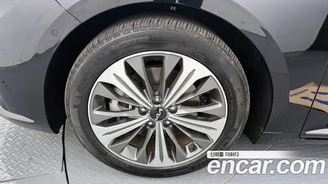 2023 Kia K8 2.5 Gasoline 2WD Sold VIN KNAM641BBPA047770 – photo 14 2023 Kia K8 2.5 Gasoline 2WD Sold VIN KNAM641BBPA047770 – photo 14