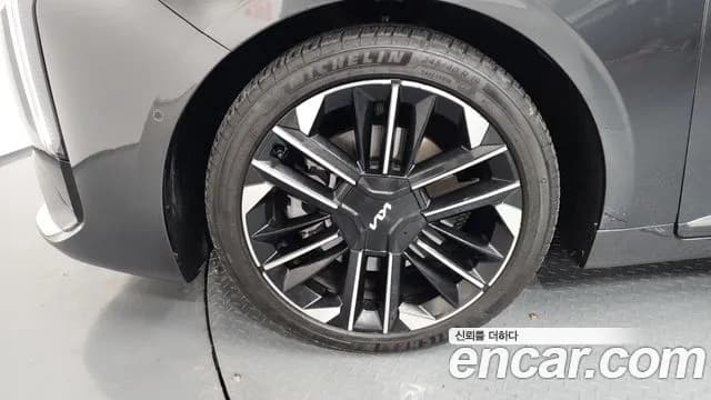 2025 Kia The New K8 2.5 Gasoline 2WD Sold VIN KNAM641BBSA075812 – side profile 2025 Kia The New K8 2.5 Gasoline 2WD Sold VIN KNAM641BBSA075812 – side profile