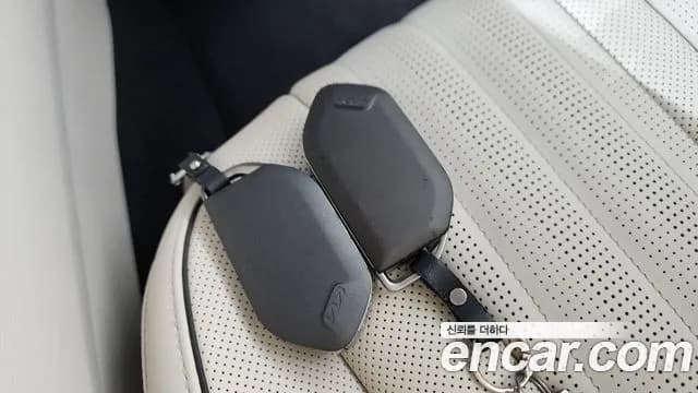 2025 Kia The New K8 2.5 Gasoline 2WD Sold VIN KNAM641BBSA075812 – photo 11 2025 Kia The New K8 2.5 Gasoline 2WD Sold VIN KNAM641BBSA075812 – photo 11